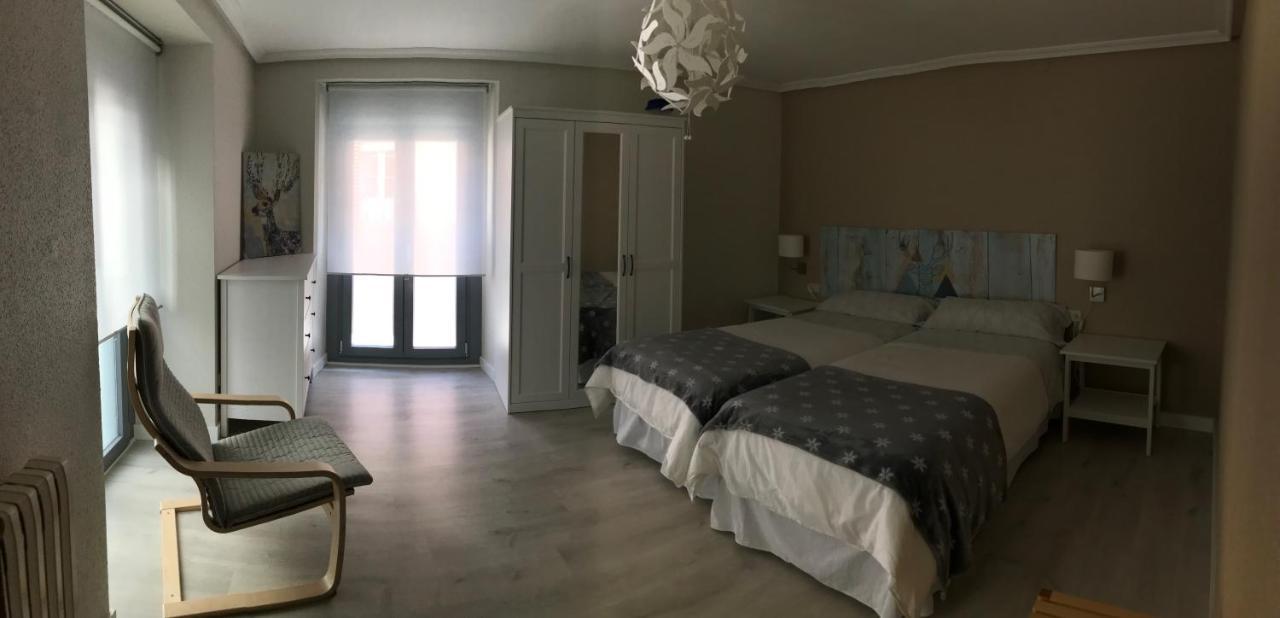 Apartamento Estiviellas, Pirineo Jaca Exterior photo