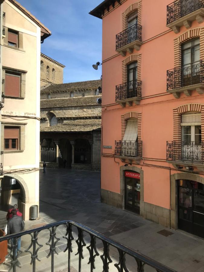 Apartamento Estiviellas, Pirineo Jaca Exterior photo